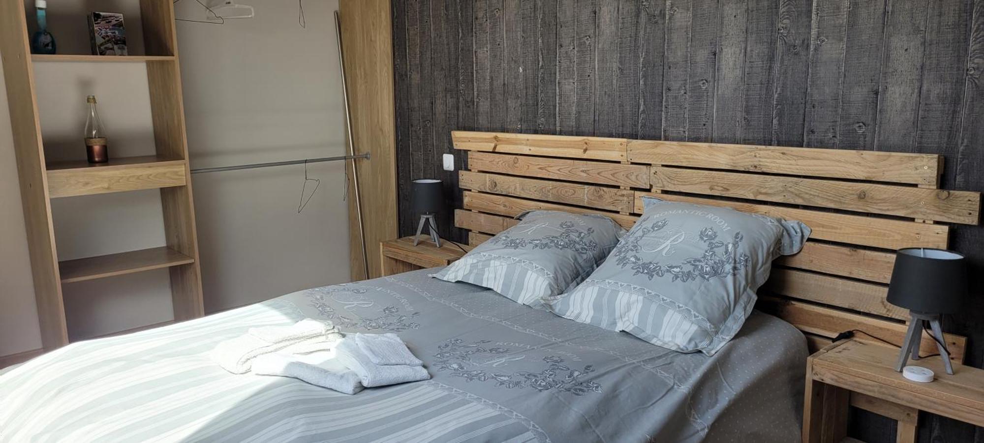 Chambre Proche Circuit Du Mans 500 M Du Virage De Mulsanne מראה חיצוני תמונה